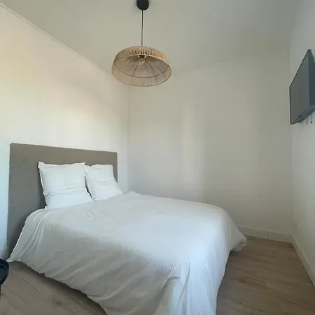 Cosy Republique Tram Centre A 10 Min